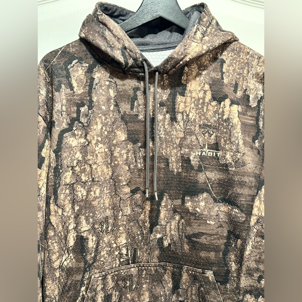 Habit Men’s Real Tree Timber Performance Camouflage Hoodie, Size Large - Picture 3 of 16
